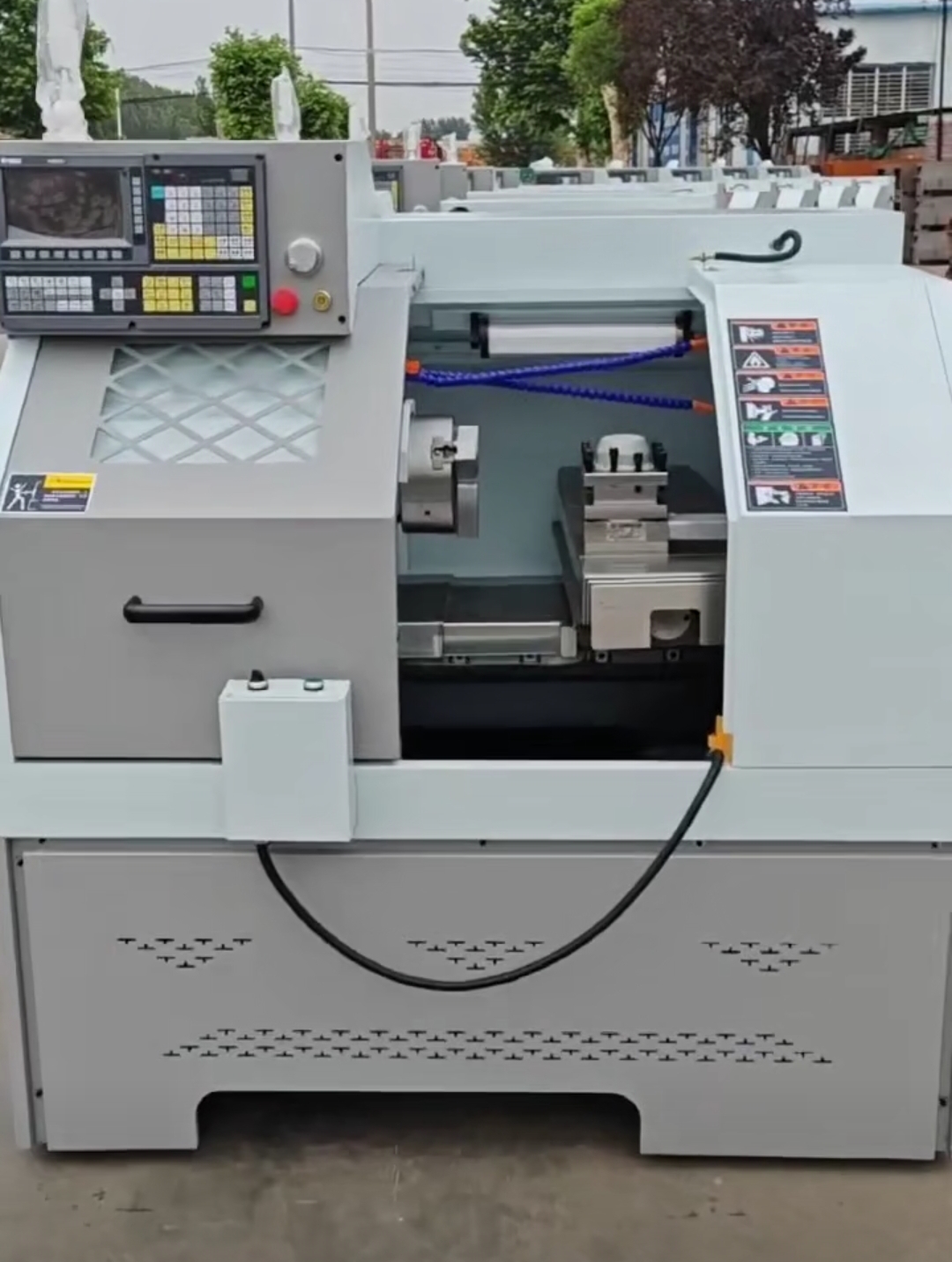 CK6125系列数控机床